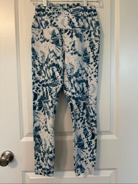 RBX Tie-Dye Leggings in Blue and White